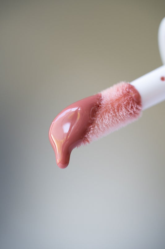 Und Gretel GLIZ Lip Oil - Huuli&ouml;ljy Powder Rose 02